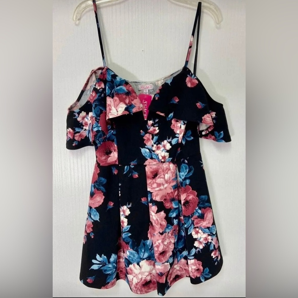 Womens Summer Floral Dress Size Medium in good condition 💕